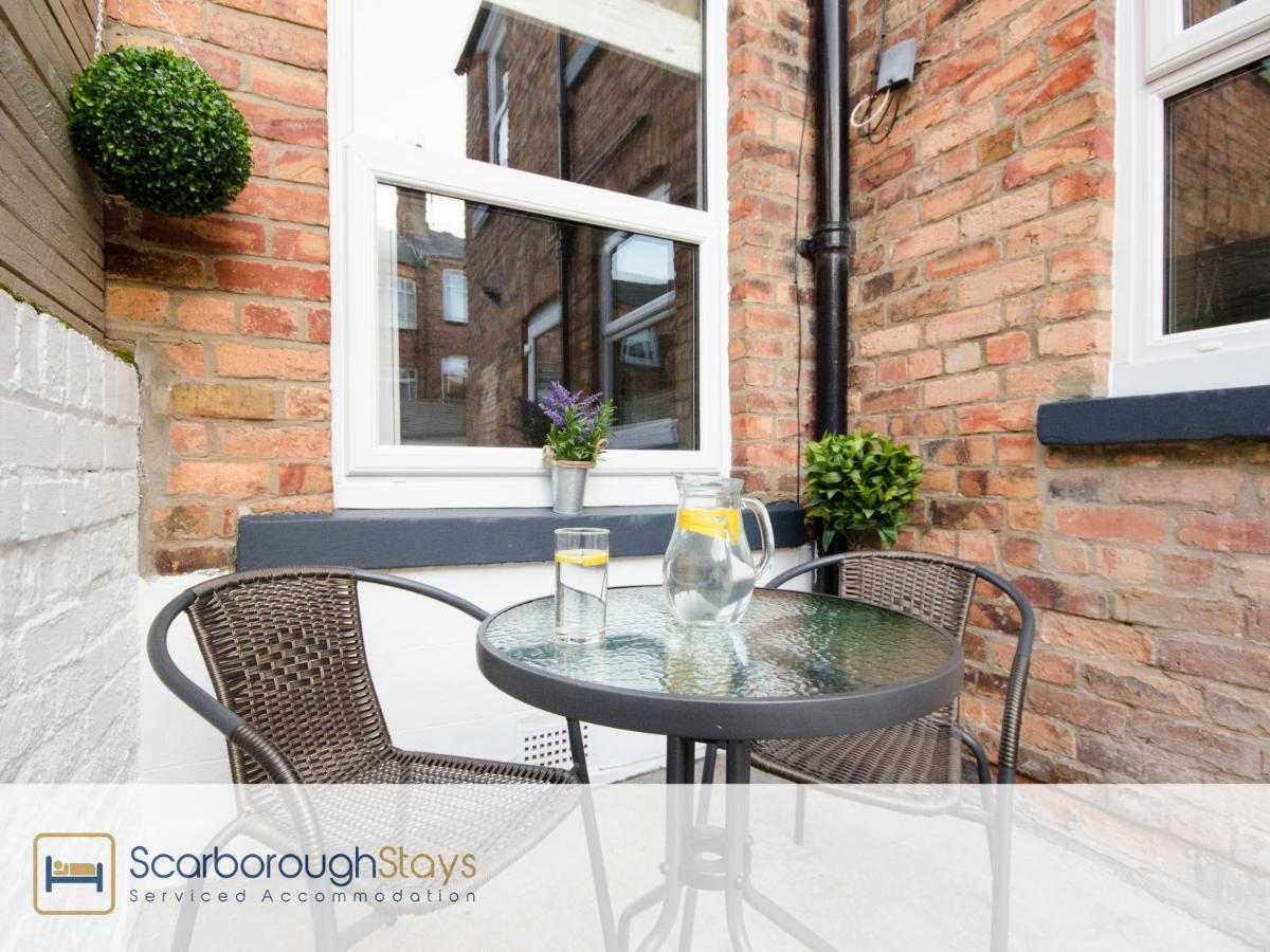 Scarborough Stays - Victorian Townhouse - 5 Bedrooms - Sleeps 9 Bagian luar foto