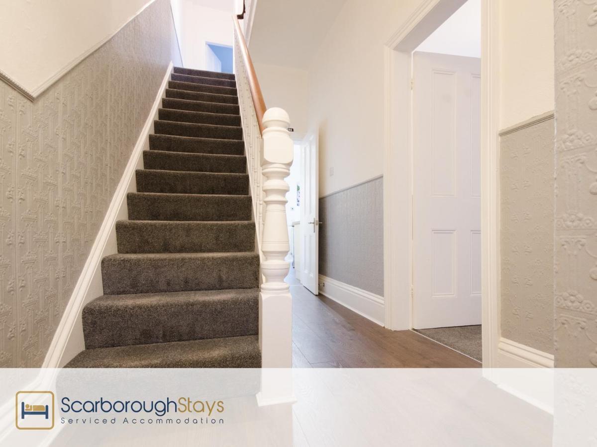 Scarborough Stays - Victorian Townhouse - 5 Bedrooms - Sleeps 9 Bagian luar foto